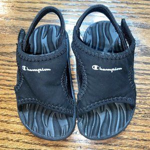 NWOT Champion Adjustable Sandals Black Size 4 Youth
